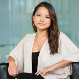 Shannon Devers portrait